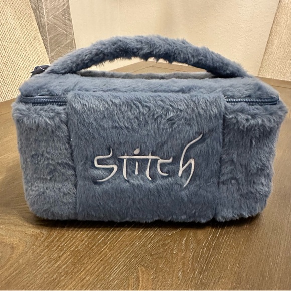 NEW Disney‎ Parks WDW Plush Embroidered Makeup Bag Cosmetics Case - Stitch - Picture 2 of 5
